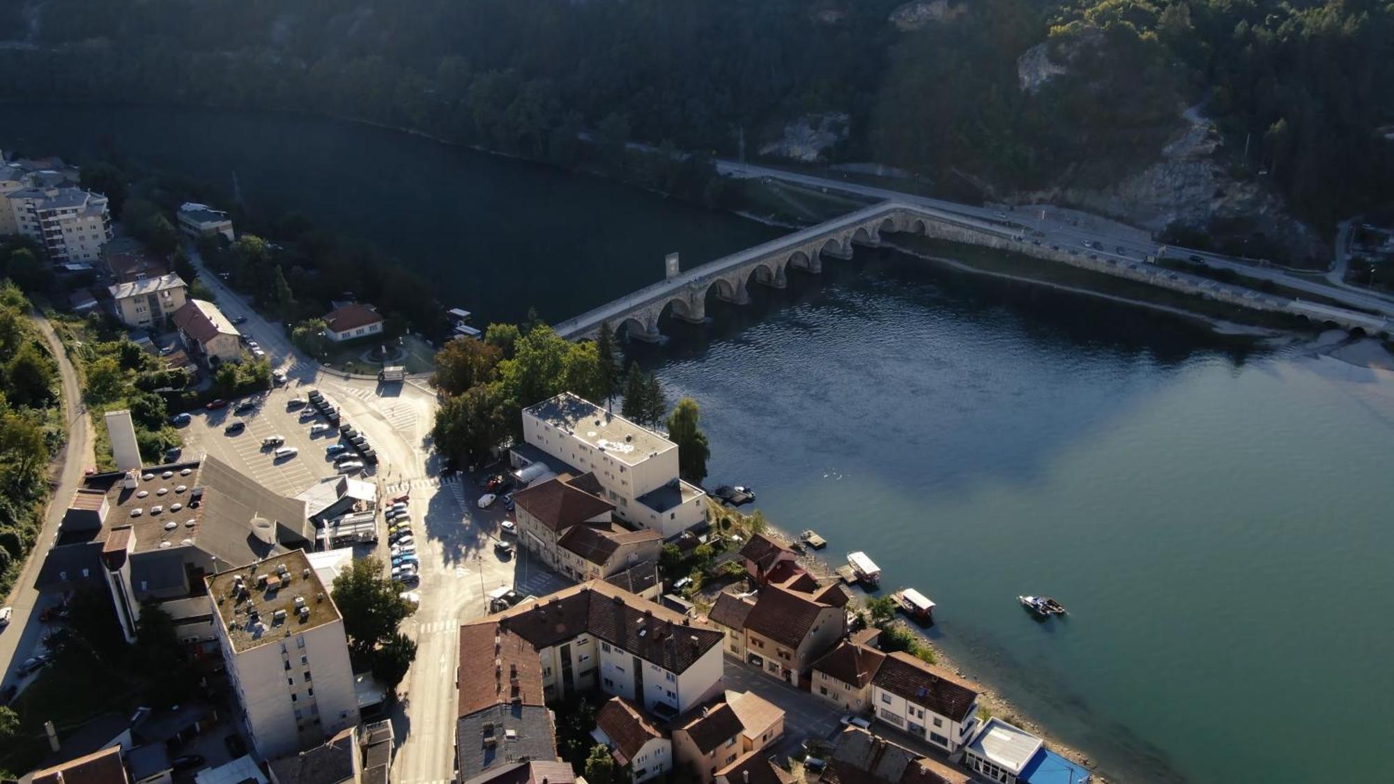 Hotel Višegrad Buitenkant foto