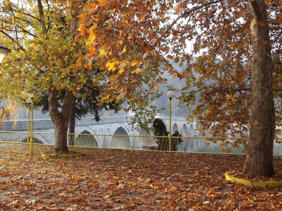 Hotel Višegrad Buitenkant foto